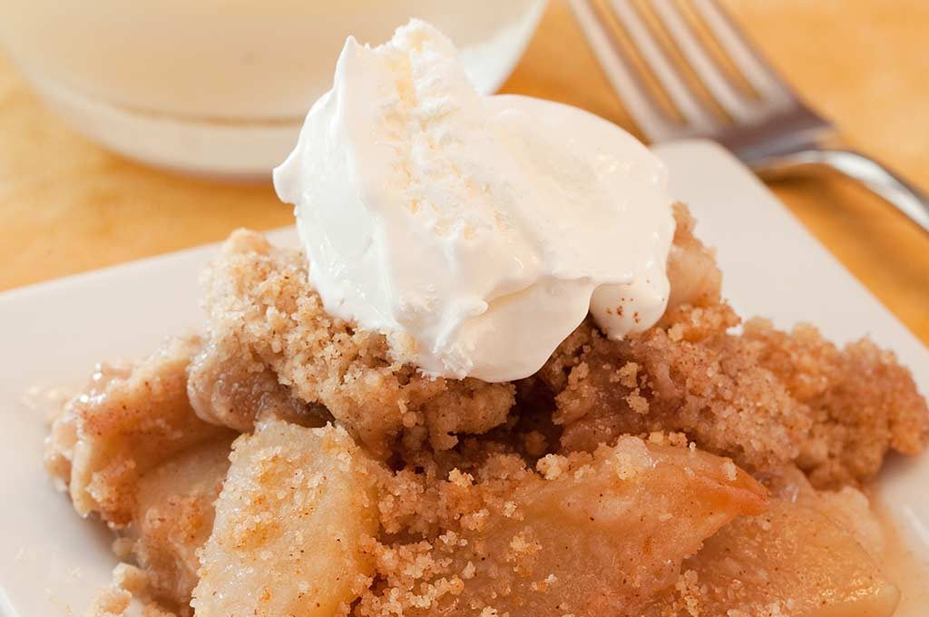 Apple crisp, à la mode.